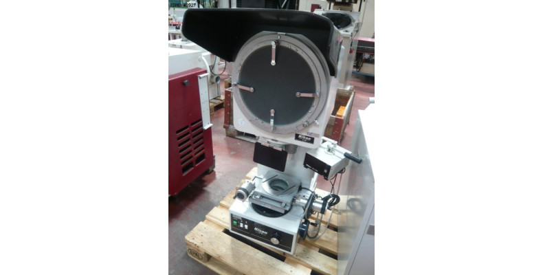 Profile projector NIKON V-12 (3927) Used Machine tools | Rdmo Profile projector NIKON V-12 (3927) Used Machine tools | Rdmo